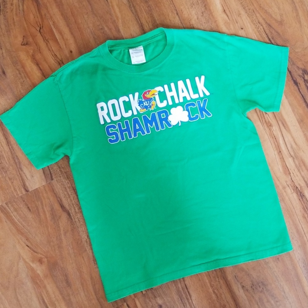 $10 Clearance 🔥 KU Tshirt Youth Large